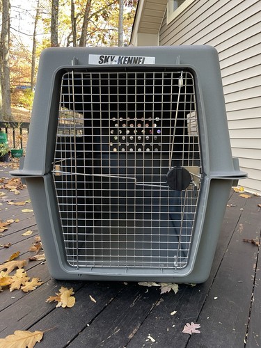 New petmate sky kennel - -,